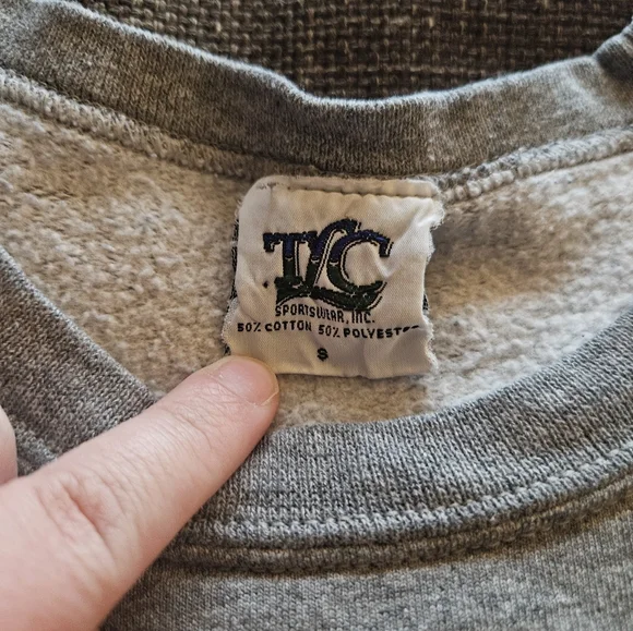 Vintage Central Washington University Alumni Gray Crewneck Women's Size Small - Picture 5 of 6